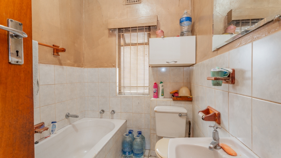 4 Bedroom Property for Sale in Kempenville Western Cape